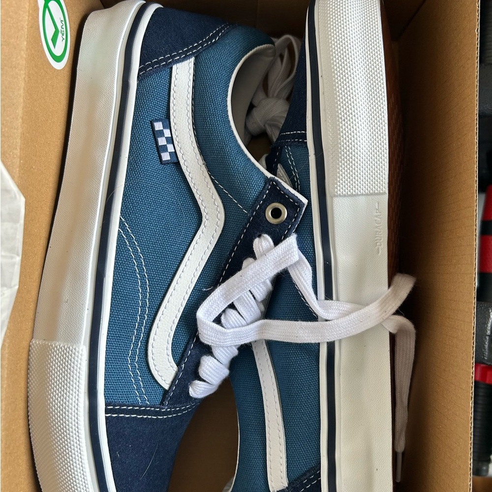 Vans Men's Old Skool Navy and White Sneakers